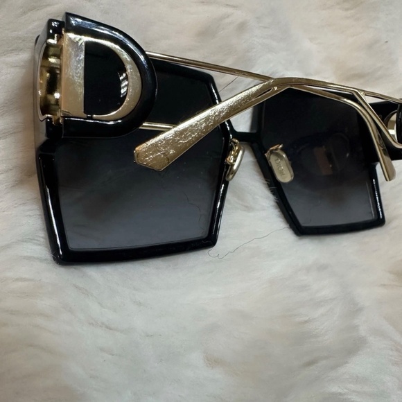 Dior 30Montaigne SU Sunglasses - Picture 3 of 5